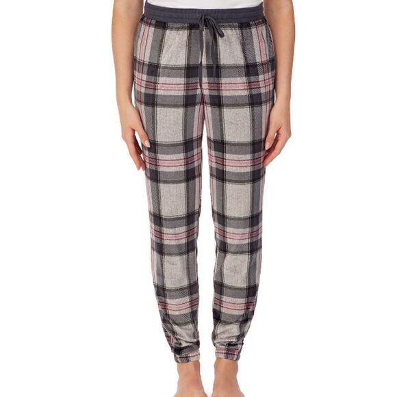 Other - Plaid Velour Sleep Pants